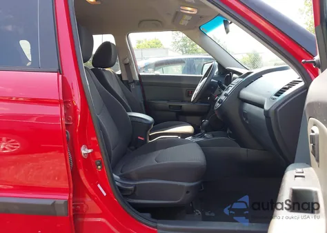 2013 Kia Soul z USA, uszkodzony, nr VIN KNDJT2A57D7626448